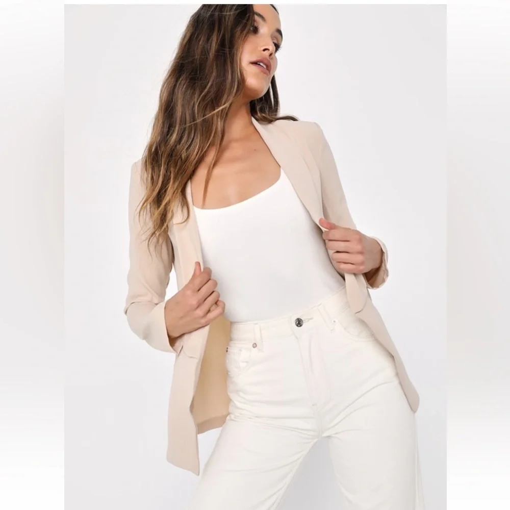 ✨📋 Lulu’s Miss Punctuality Taupe Lightweight Blazer - S📋✨ - Picture 3 of 11